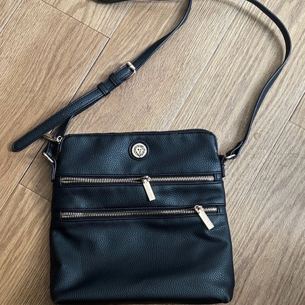 Anne Klein Black Leather Purse with Gold Accents - Picture 2 of 5